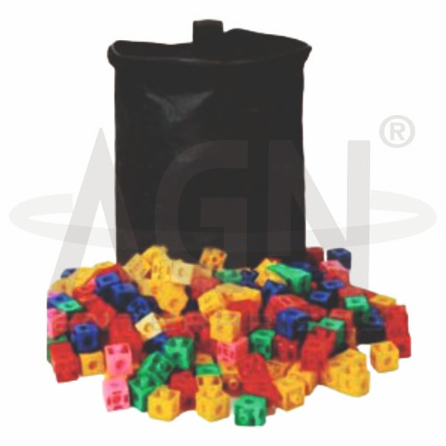 Interlinking cubes
